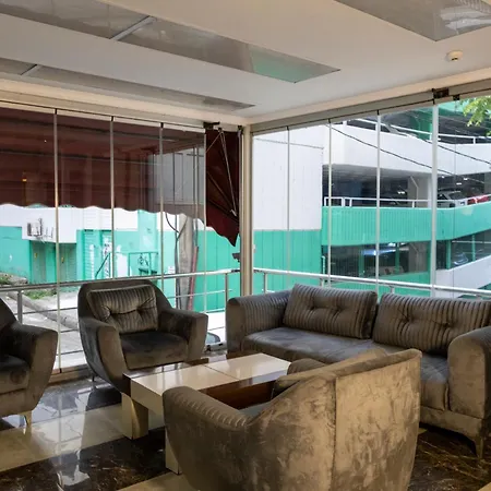 Hotel Grand Heykel