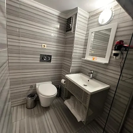 Hotel Grand Heykel 3*