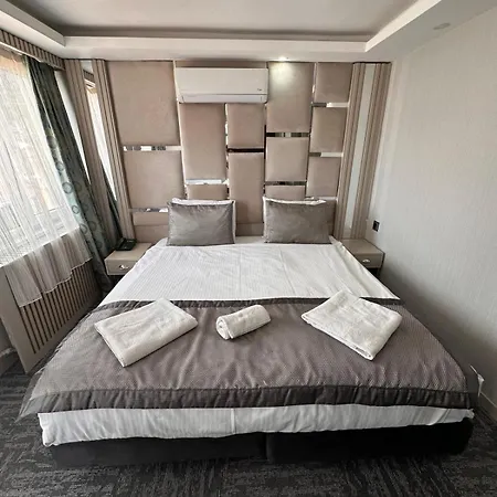 Hotel Grand Heykel 3*