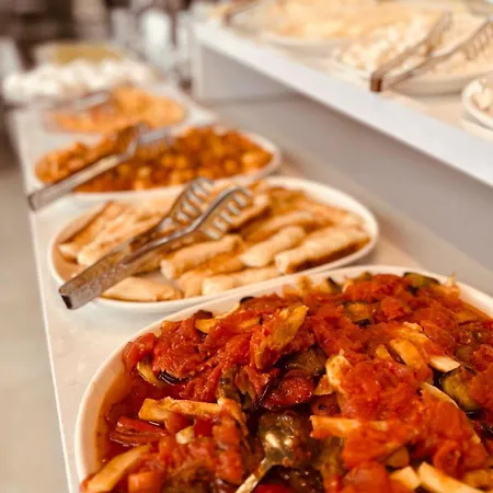 Hotel Grand Heykel 3*