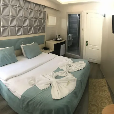 Ξενοδοχείο Grand Heykel 3*