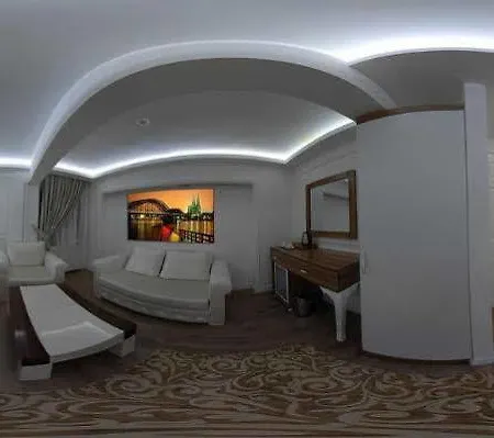 Hotel Grand Heykel
